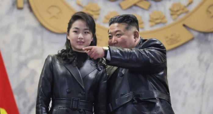 Kim Džong Un tvrdi da su bolji odnosi sa SAD mogući, ali obećava povećanje nuklearnog oružja