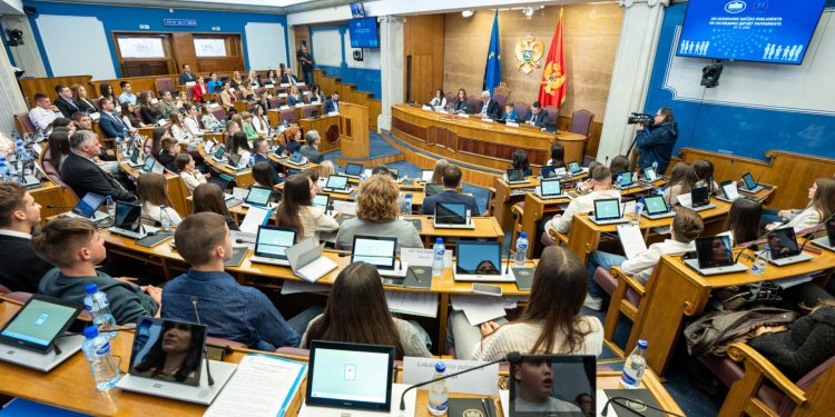 Skupština Crne Gore bez rasprave usvojila 25 zakona važnih za evropske integracije