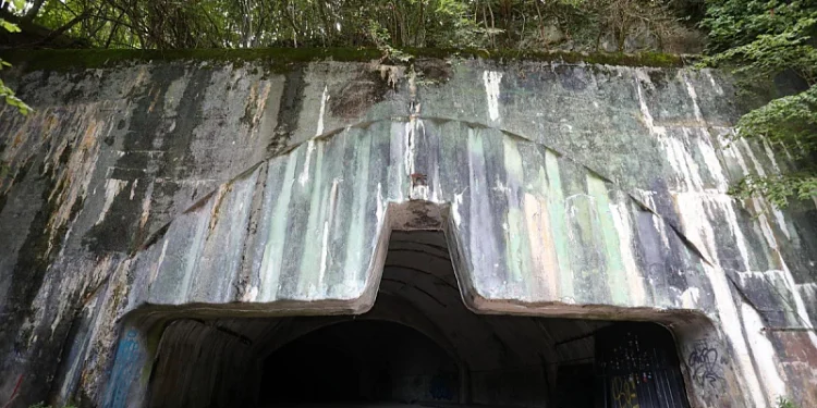 Hrvatska planira graditi migrantski centar na bivšem vojnom aerodromu Željava kod Bihaća