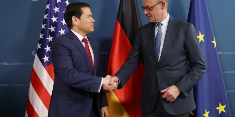 Minhen: Rubio i Merc razgovarali o jačanju partnerstva SAD i Evrope, ratu u Ukrajini