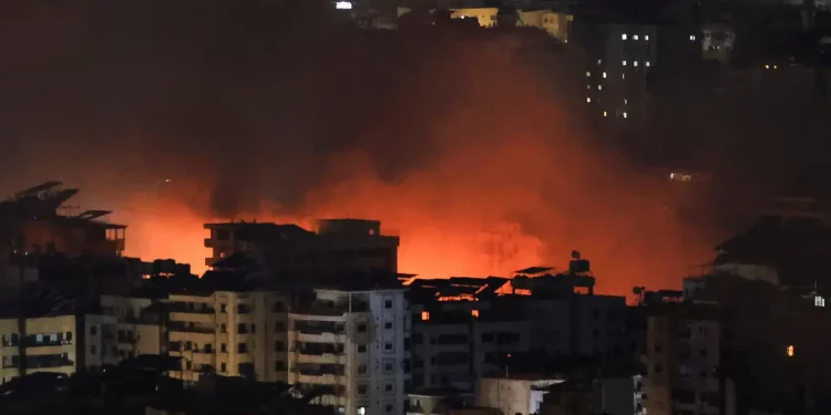 Izraelska vojska jutros pokrenula novi val napada na centralni Iran kao i na infrastrukturu Hezbolaha u glavnom gradu Bejrutu