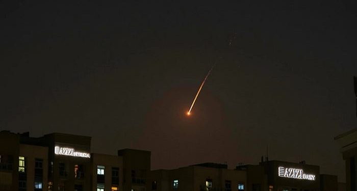 Četiri osobe povrijeđene u iranskom napadu na Međunarodnom aerodromu u Dubaiju