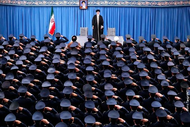 Хамнеи пред војском 2020. године