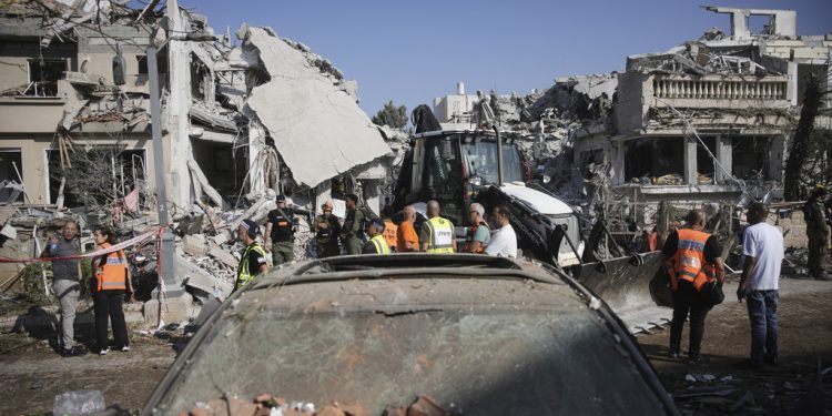 Iz Irana uputili prijetnju: “Ako naši objekti budu ciljani, napast ćemo postrojenja američkih kompanija”
