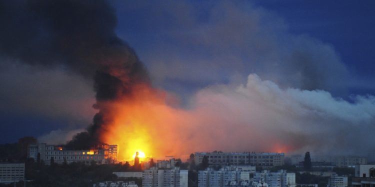 Besana noć pod vatrom: Ukrajinski grad meta neprekidnog granatiranja