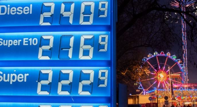 Dizel u Njemačkoj na rekordnih 2,327 evra po litru uprkos mjerama