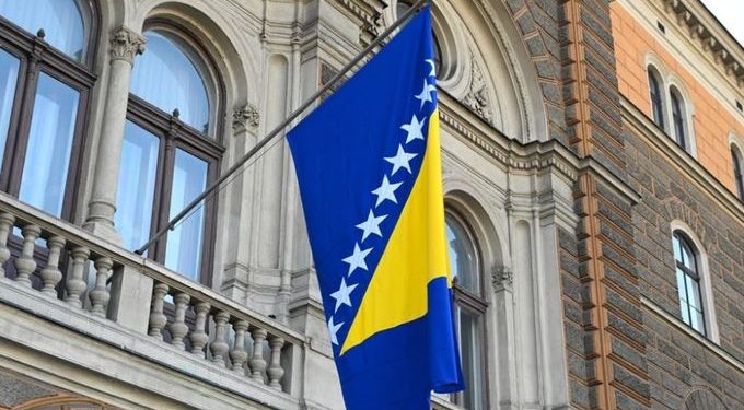 Izetbegović: Želim saradnju sa HDZ-om, Međunarodna zajednica čini ustupke Dodiku
