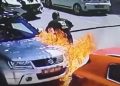 Ispred bugarske ambasade u Skoplju nepoznati napadač zapalio dva vozila i pobegao
