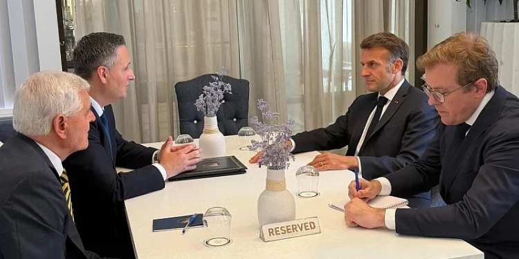 Bećirović se sastao s Macronom: U fokusu razgovora bilo pitanje visokog predstavnika i uloga OHR-a