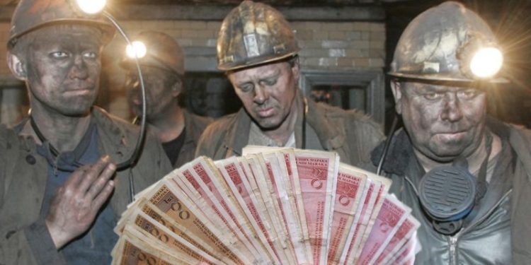 Okončan radnički neposluh: Rudari u Han Biloj primili plate i sišli u jame