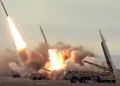 Iran lansirao najmanje pet balističkih raketa na američke baze u Jordanu, započela serija osvetničkih udara