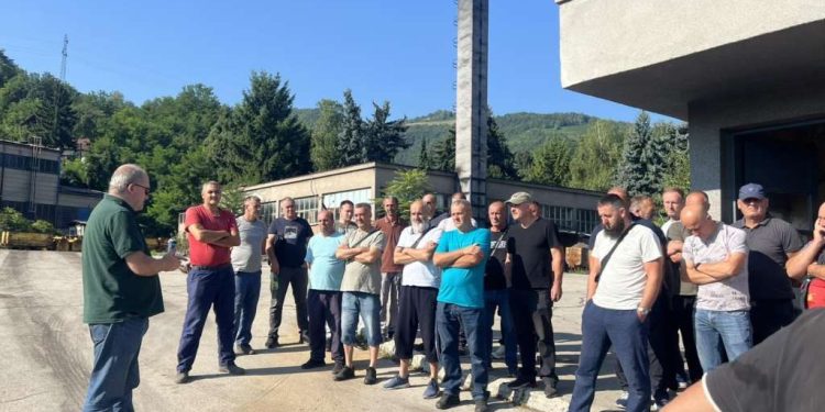 Osamnaest zeničkih rudara još uvijek se nalaze u jami Raspotočje: Protest zbog kašnjenja plaća i neuplaćenih doprinosa
