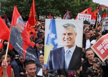 Priština: Hiljade građana na maršu podrške bivšim liderima OVK pred izricanje presude u Hagu