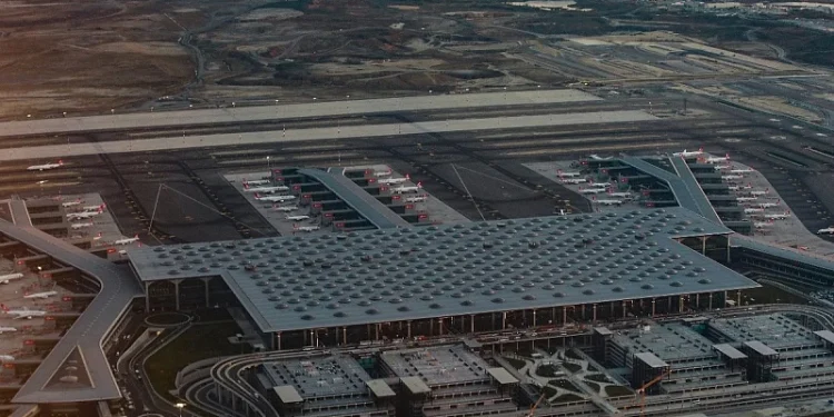 Aerodrom u Istanbulu uskoro otvara i četvrtu pistu: Projekat koji će ga učvrstiti kao najprometnije čvorište u Evropi