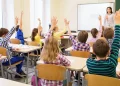 Nova školska godina u USK počinje danas: U srednjim školama  početak  će obilježiti jednosatni štrajk upozorenja