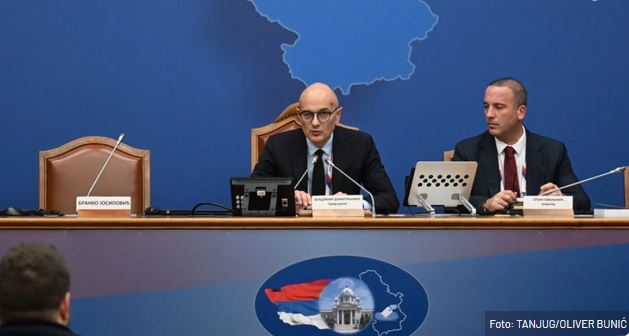 RIK sRBIJE : Na osnovu 8.077 obrađenih biračkih mJesta, Studentska lista 52,54 odsto, Ujedinjena Srbija 39,29 odsto