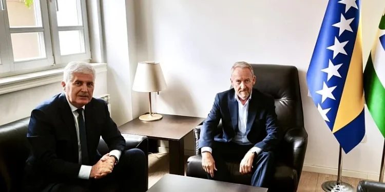 Izetbegović i Čović na sastanku o formiranju vlasti: “Vraćanje međusobnog povjerenja”