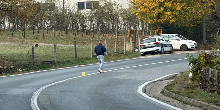 U prevrtanju autobusa kod Tuzle povrijeđeno 11 osoba