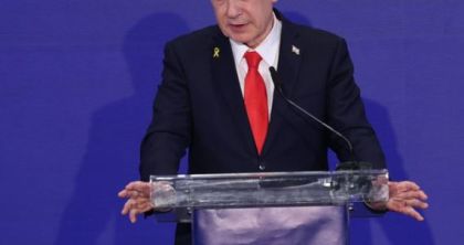 Izraelski opozicioni lider optužio Netanjahua za manipulisanje tajnim dokumentima