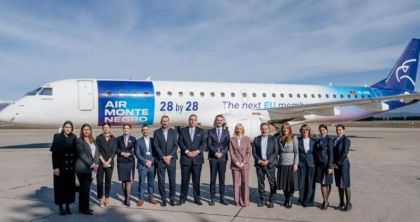 Vlada Crne Gore brendirala avion sa sloganom: „28by28 – The next EU member“