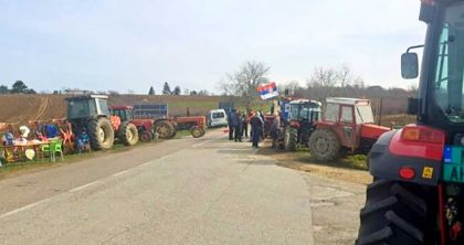 Poljoprivrednici danas organizuju blokade saobraćaja traktorima po Srbiji