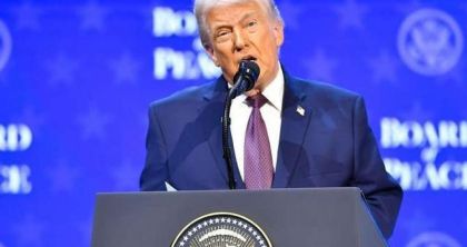 Američki predsjednik Donald Trump odgodio za danas planirani napad na Iran i poručio da su u toku ozbiljni pregovori