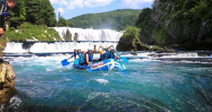 Krajina na vrhuncu ljetne sezone: Rafting i bogat sadržaj privlače domaće i strane goste